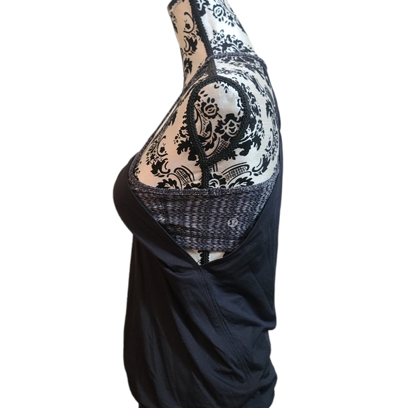 Lululemon no limits tank - Picture 2 of 4